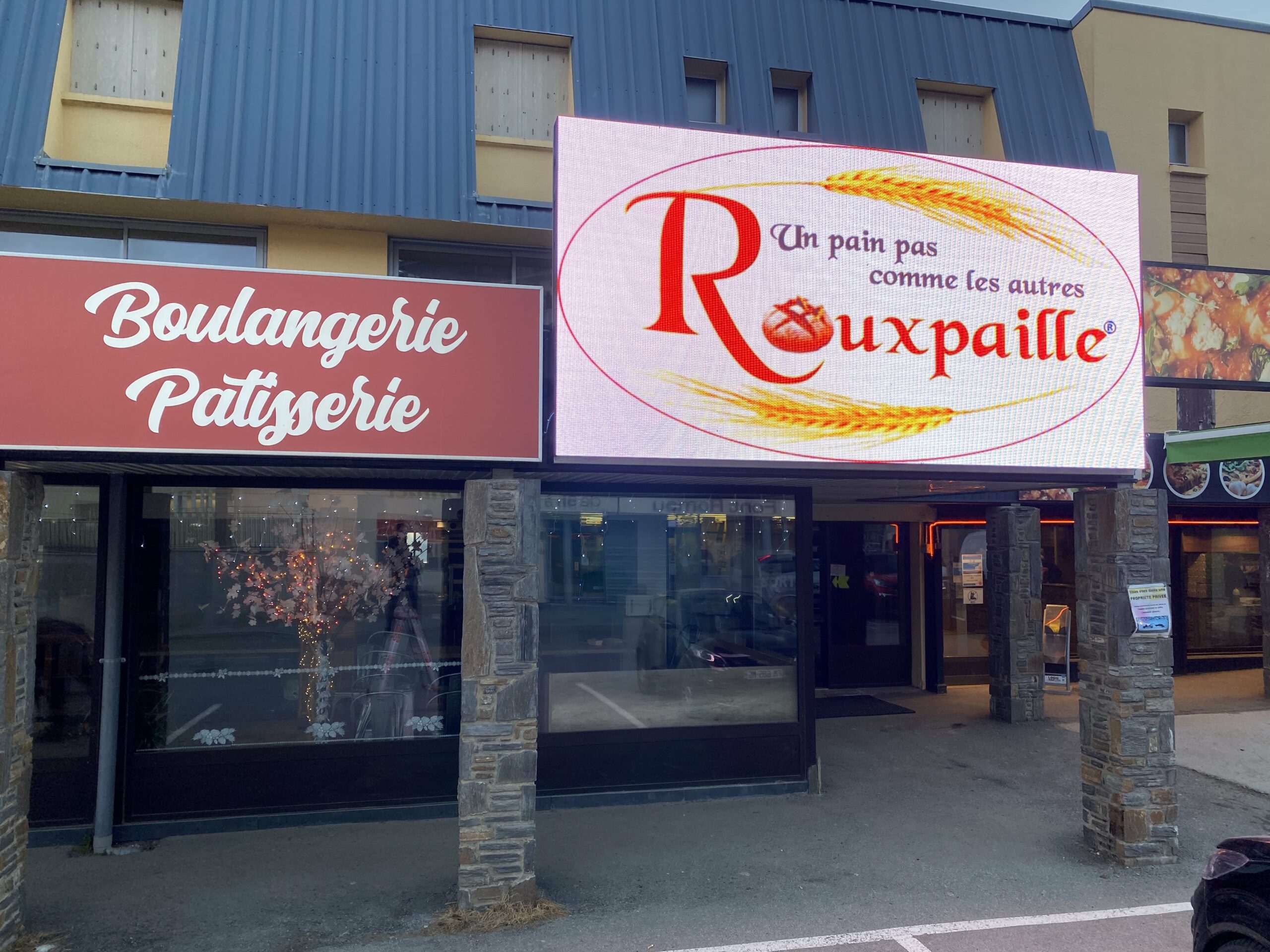 Ecran LED extérieur Rouxpaille